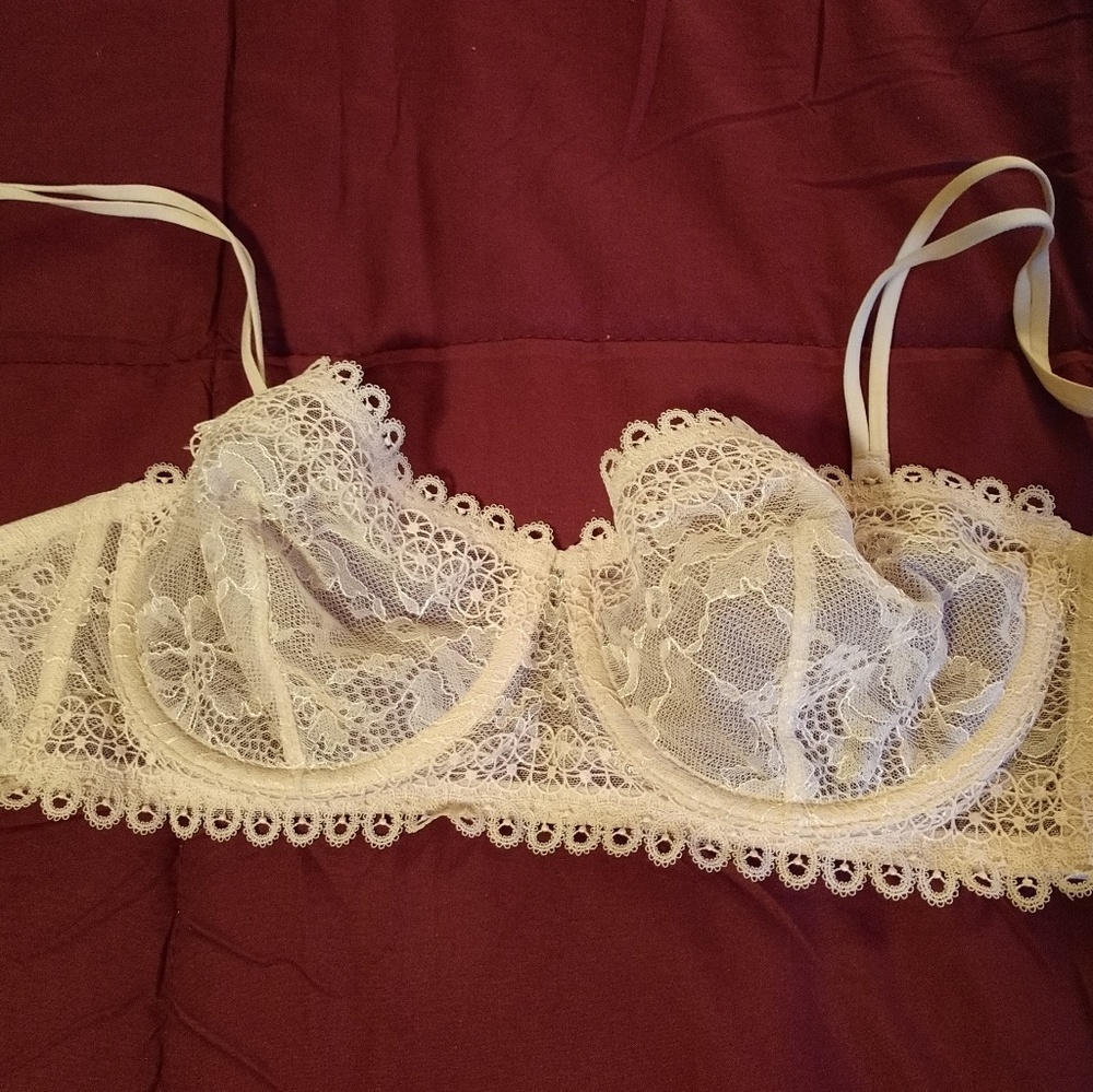 VS Unlined Strapless/Racerback Bra (Nude)